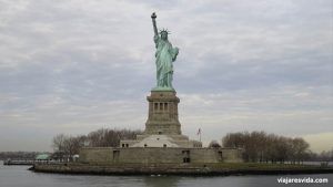 Estatua de la libertad de Nueva York. Qué ver en Nueva York en una semana. . Qué ver en Nueva York en una semana
