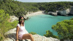 Panorámica Cala Mitjana en Menorca