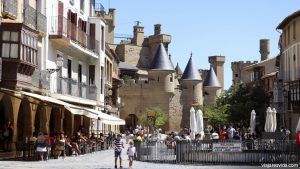 Plaza Carlos III, Olite