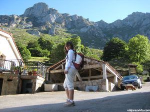 Montañas de los Picos de Europa vistas desde Tielve. Qué ver y hacer en Asturias en una semana