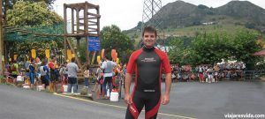 Daniel preparado para hacer el descenso del Sella