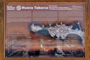 Cartel informativo de la ruta monumental