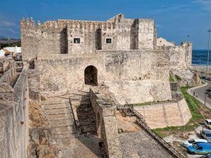Castillo de Guzmán el Bueno