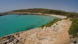 Cala Varques. Playa virgen que ver en Mallorca