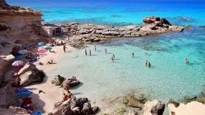 Qué ver en Formentera si consigues un alquiler de barco en Ibiza