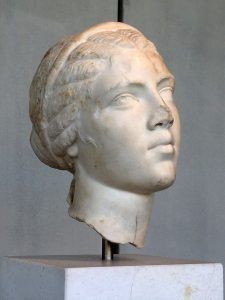 Estatua del retrato de Fulvia Plautilla (esposa del emperador Caracalla) siglo III.