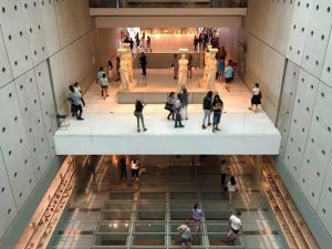 Interior del Museo de la Acrópolis de Atenas