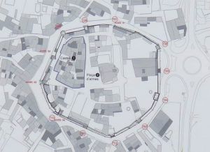 Plano de Ullastret con su muralla y sus 10 torres.