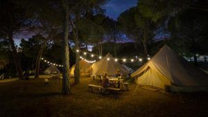 Tiendas Kampaoh. Que ver cerca del camping Costa Brava en Begur.