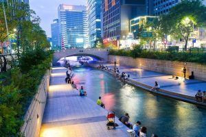 Arroyo de Cheonggyecheon. Qué ver y hacer en Seúl capital de Corea del Sur en 7 días