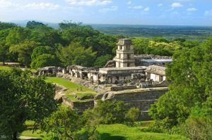 Palacio del Gobernante en Palenque. Lugares para visitar en México