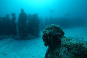 Lugares para visitar en México. Un complejo de esculturas ubicadas en el fondo del mar
