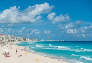 Una de las playas más hermosas de Cancún. Lugares para visitar en México