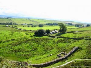 Restos del Hadrian's Wall (muro de Adriano)