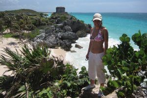 Lugares para visitar en México. Lorena en las ruinas de la ciudad maya de Tulum