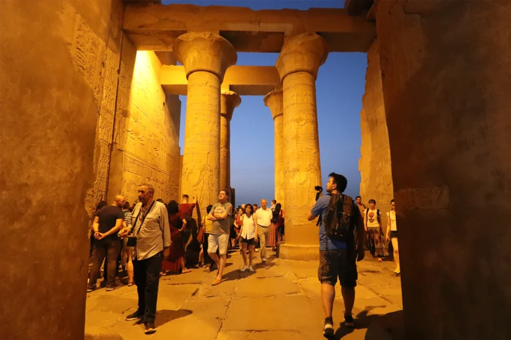 Visitar Egipto por libre se puede pero si es tu primera vez mejor en un tour organizado por el Nilo