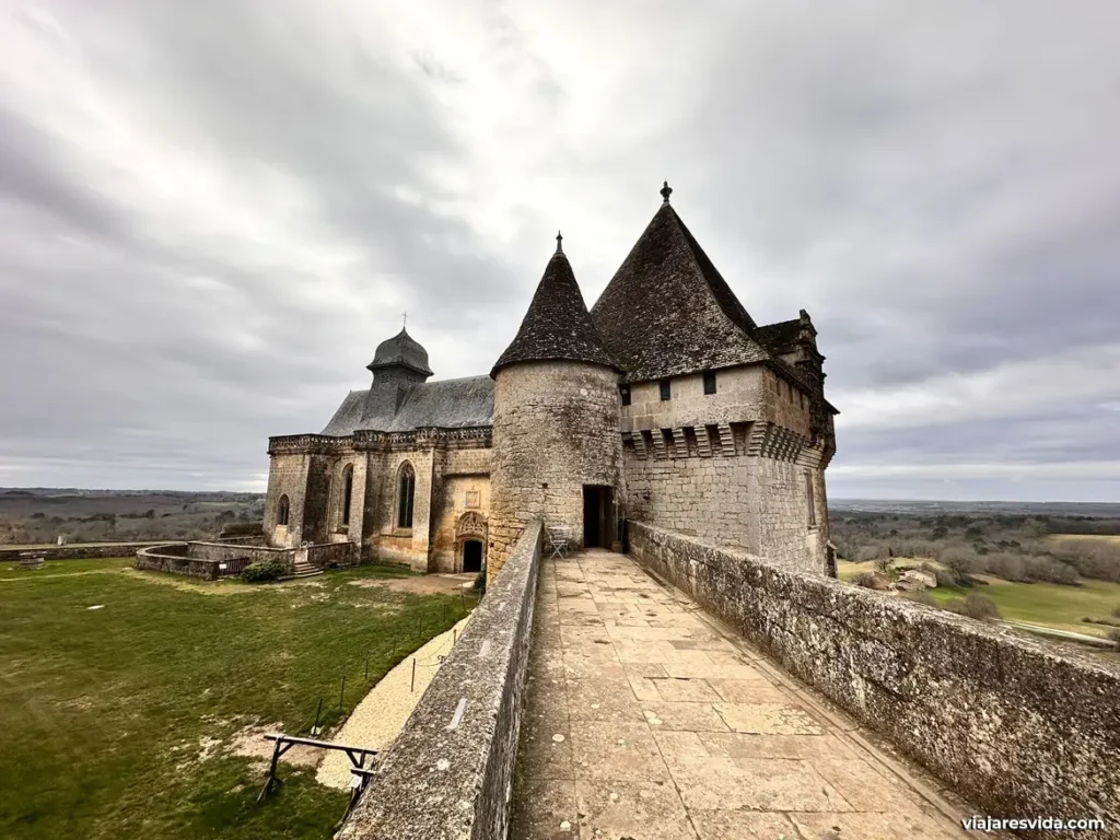 Vistas desde los muros del Château de Biron