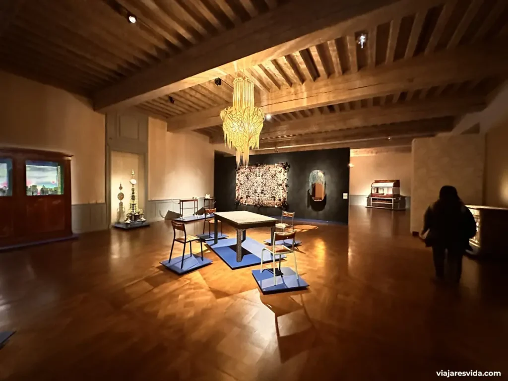 Sala de exposiciones del palacio de Dordoña