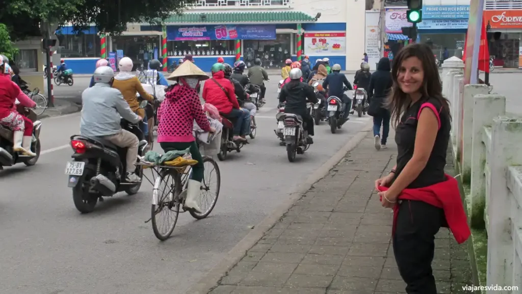 Bicicletas en una calle de Huế