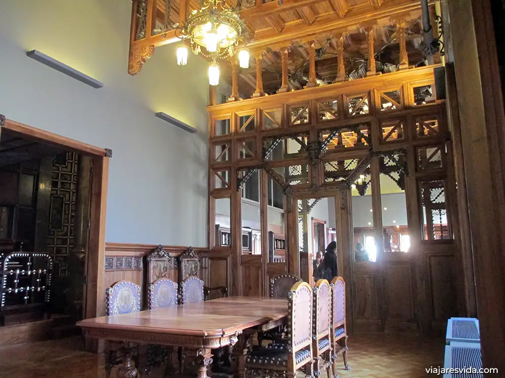 Salón del Palau Güell durante nuestra visita
